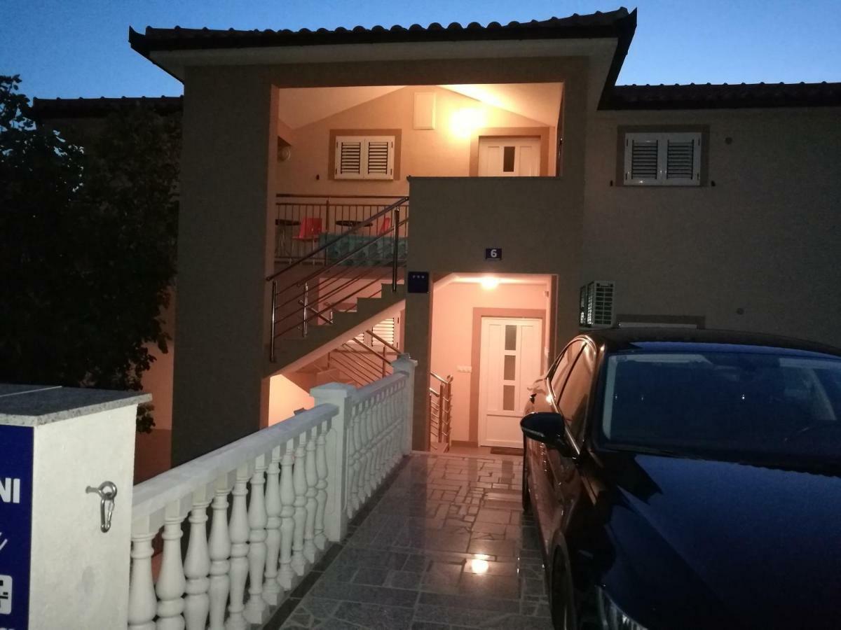 Apartmani Nada Кленовица Экстерьер фото